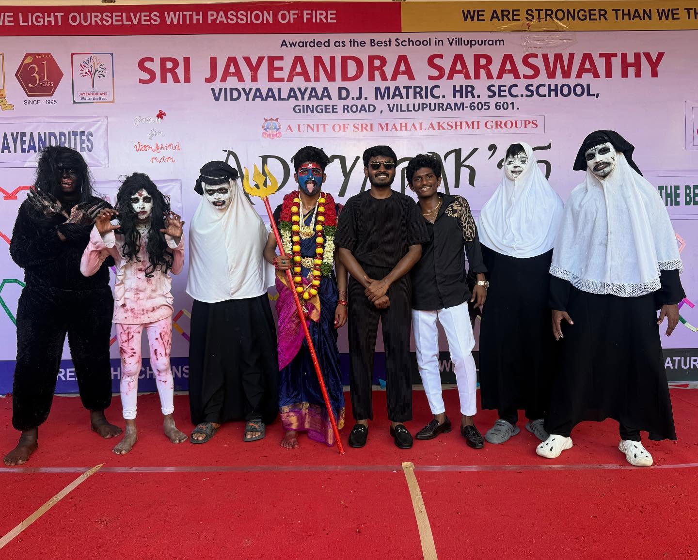 UNIQUE COSTUMES BY OUR 12th JAYEANDRIANS